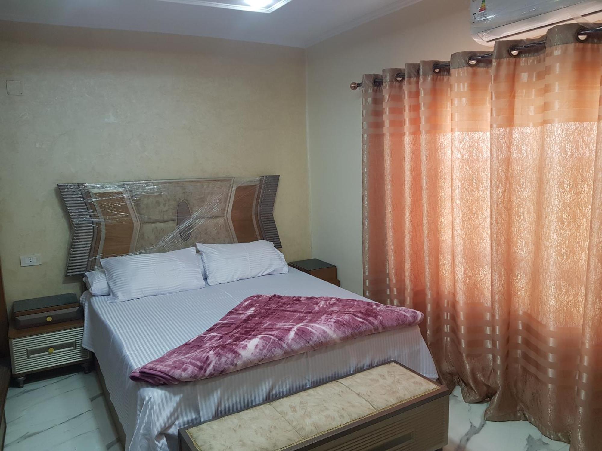 Apartment Sphinx Square, Mohandessin Cairo